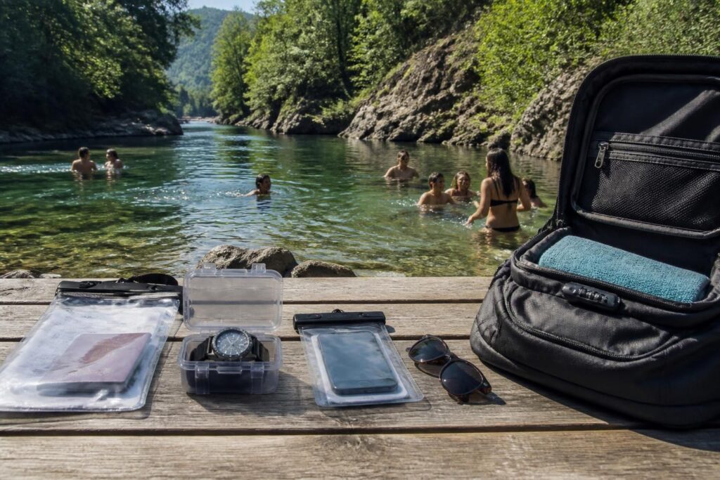 Que faire de vos affaires de valeur pendant la baignade en excursion : conseils pratiques